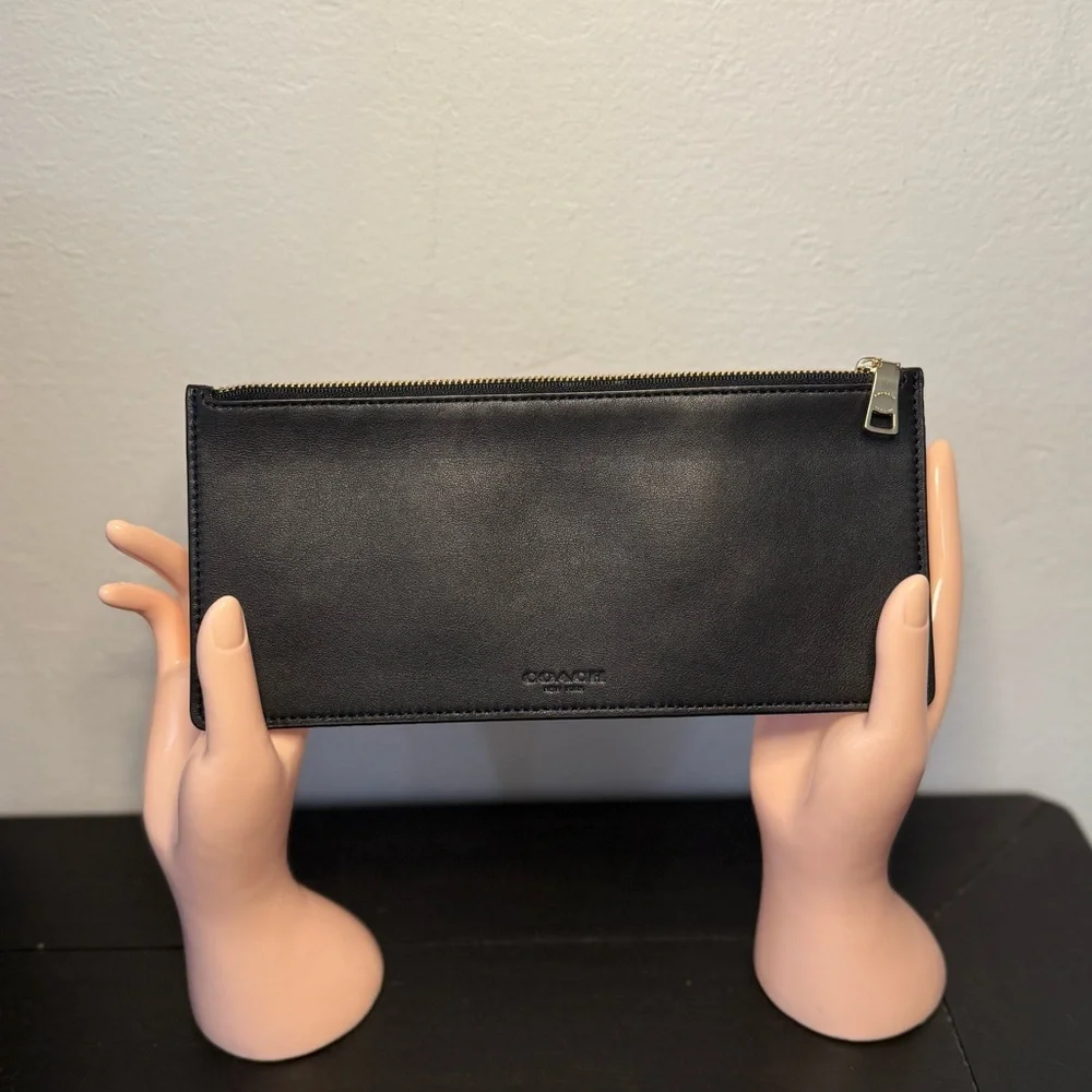 Coach Black Leather Slim Zip Pouch Wallet Unisex - Picture 4 of 10